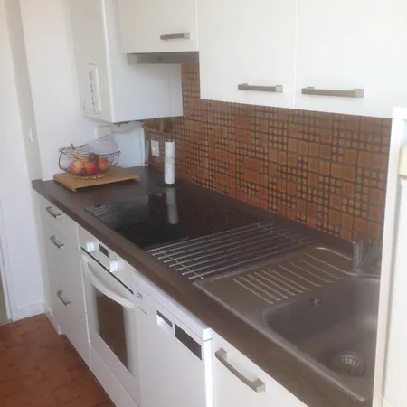 Apartment T2 Dans De Standing *